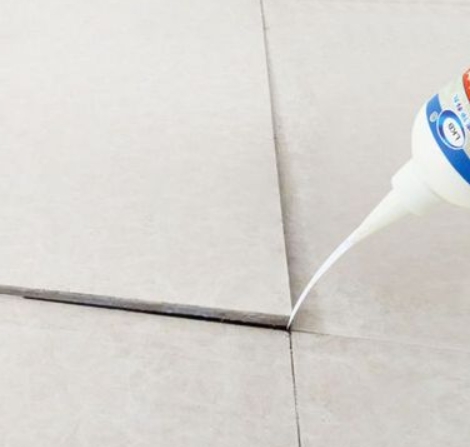 柯桥瓷砖空鼓维修公司分享卫生间瓷砖脱落的原因可能有以下几点